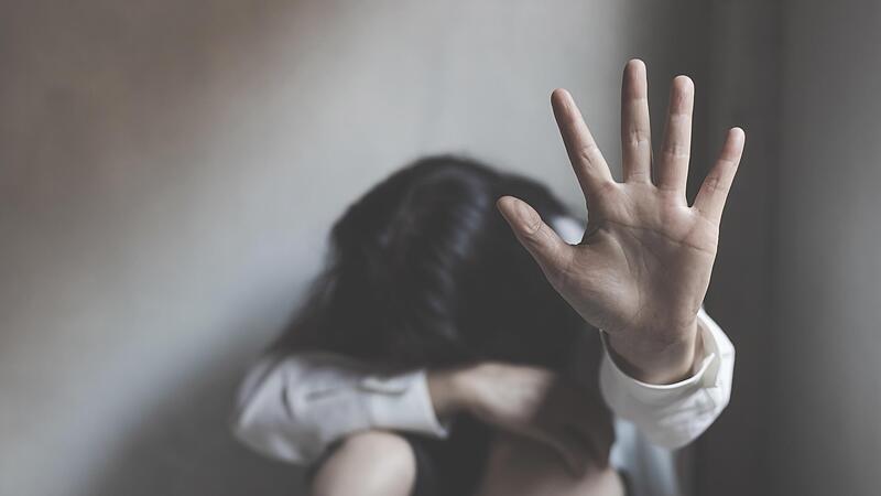 Regelmäßig werden Frauen im Landkreis Erlangen-Höchstadt Opfer sexueller Gewalt.