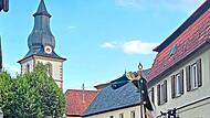 Die Landjugend Rugendorf f&uuml;hrte den Festzug durchs Dorf an.Christine Fischer