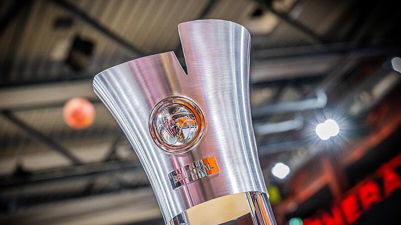 Um diese Troph&auml;e wird am 17. und 18. Februar n&auml;chsten Jahres gespielt. Wo das Endturnier im Basketball-Pokalwettbewerb stattfindet, steht noch nicht fest.