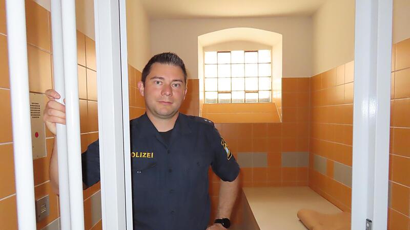 Wie sieht es eigentlich in einer Zelle aus? Das erf&auml;hrt man bei der Besichtigung der Polizeistation am 16. Juni.