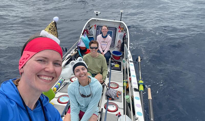 Team Offshoare feiert Weihnachten.