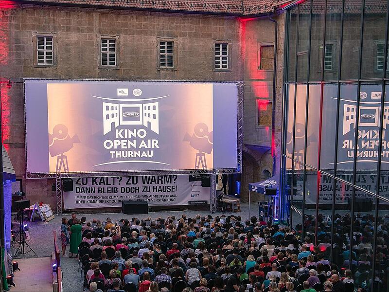 Das Schlosshofkino Thurnau lädt wieder zum sommerlichen Filmvergnügen. Das Schlosshofkino Thurnau lädt wieder zum sommerlichen Filmvergnügen.