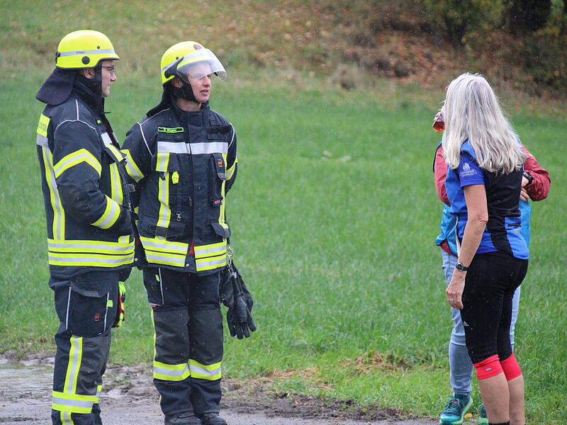 38. Frankenwaldlauf der LG LudwigschorgastTrotz nasskaltem Herbstwetter lie&szlig;en sich die Sportler den Spa&szlig;  beim 38. Frankenwaldlauf der LG Ludwigschorgast nicht vermiesen.