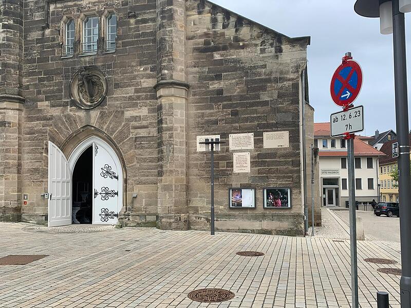 In der Reithalle befindet sich eine Studiobühne des Landestheaters Coburg In der Reithalle befindet sich eine Studiobühne des Landestheaters Coburg
