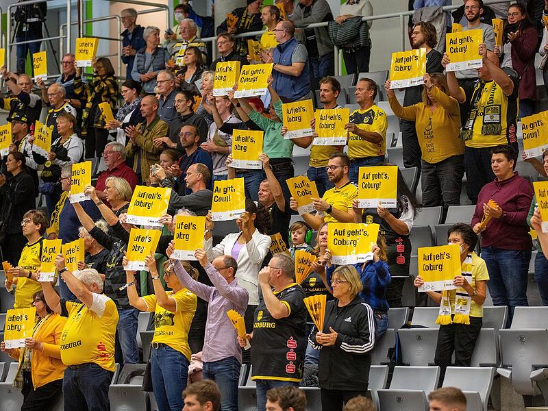 Rund 1800 Fans kamen zum zweiten Heimspiel der Saison – und damit knapp 300 mehr als zum Auftakt gegen Konstanz. Rund 1800 Fans kamen zum zweiten Heimspiel der Saison – und damit knapp 300 mehr als zum Auftakt gegen Konstanz.