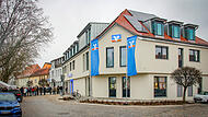 VR-Bank Höchstadt Nur die Außenmauern erinnern noch an das ehemalige Raiffeisen-Gebäude im Zentrum von Höchstadt. Im Inneren ist alles neu.