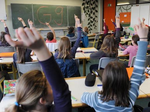 Die Gymnasien in Bayern kehren im neuen Schuljahr zu G9 zurück. Im Landkreis Bad Kissingen sind es die Schulen in Bad Kissingen, Hammelburg, Münnerstadt und Bad Brückenau. Franziska Kraufmann, dpa-tmn Die Gymnasien in Bayern kehren im neuen Schuljahr zu G9 zurück. Im Landkreis Bad Kissingen sind es die Schulen in Bad Kissingen, Hammelburg, Münnerstadt und Bad Brückenau.