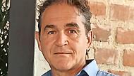 Stefan Lang pr&auml;sentierte in der Kulturfabrik H&ouml;chstadt sein Programm &bdquo;Lieder zwischen Tag und Traum&ldquo;.