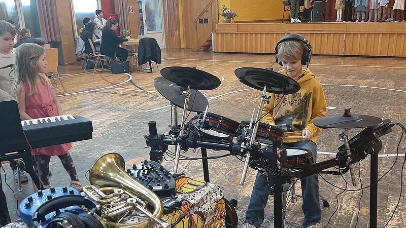 Schlagzeug zu spielen, macht jede Menge Spa&szlig;.