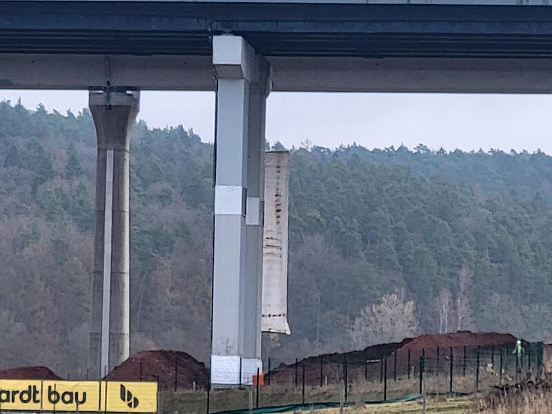 Die Sprengung der Thalaubachtalbr&uuml;cke bei Eichenzell