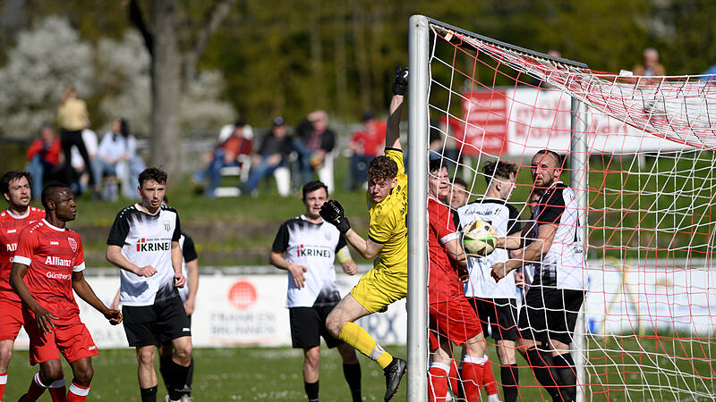 Gl&uuml;ck gehabt: Zwar hat der FC Gerolzhofen gegen den FC Sand eine Ecke direkt verwandelt, am Ende gewannen die Korbmacher das Bezirksliga-Derby aber mit 3:2.