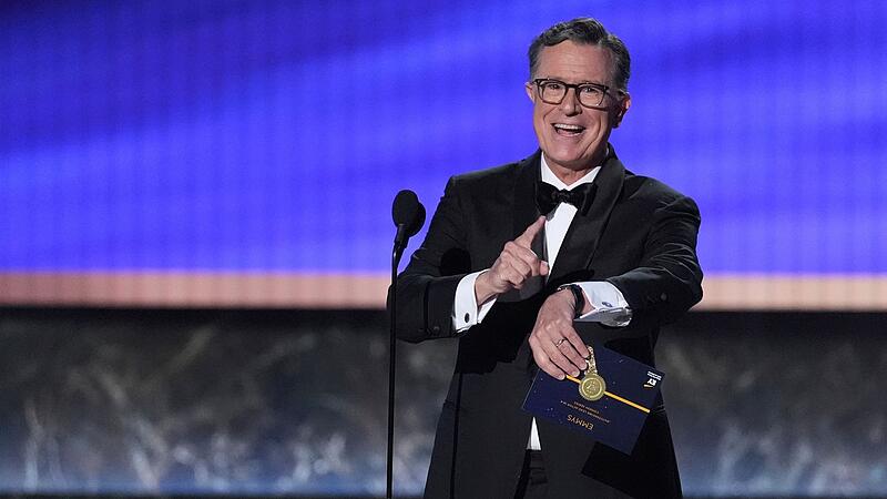 Stephen Colbert 2025 bei den 77. Emmy Awards Stephen Colbert 2025 bei den 77. Emmy Awards