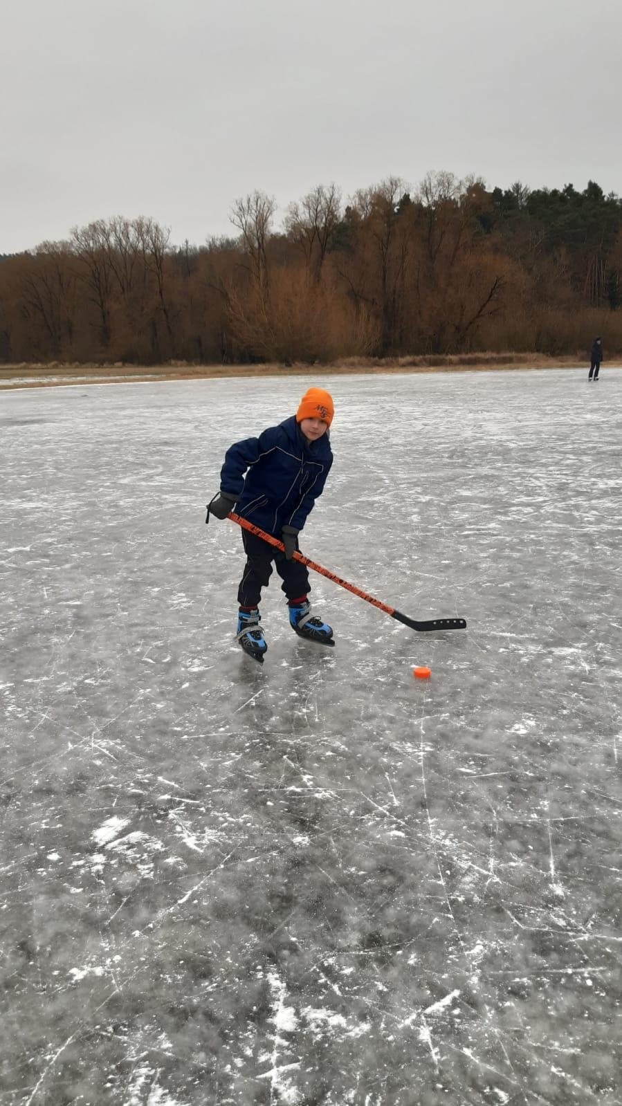Eisfläche auf den Seewiesen ist neuer Hotspot für WintersportFans