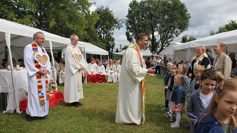 Viele Bilder: So war das Priesterjubil&auml;um von Detlef P&ouml;tzlViele Bilder: So war das Priesterjubil&auml;um von Detlef P&ouml;tzl