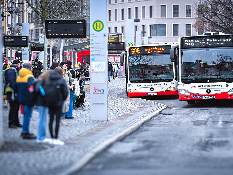 Längeres Warten auf den Bus: Die neuen Fahrpläne kommen bei den Bambergern nicht gut an.