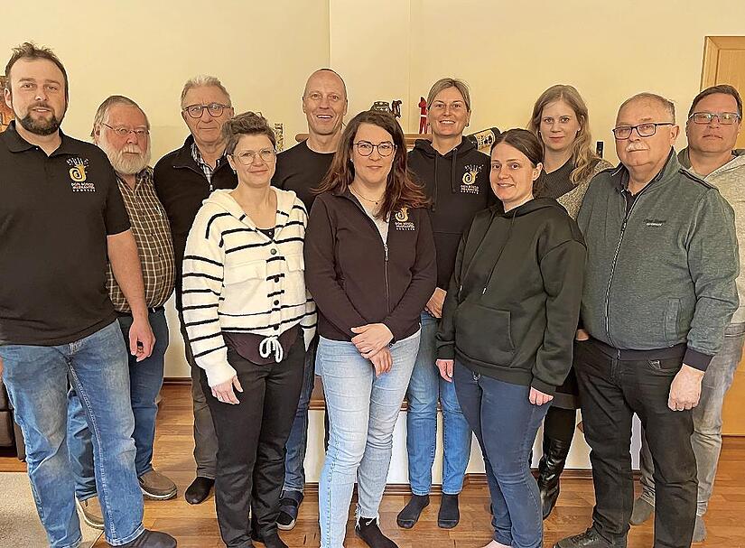 Der neu gewählte Aussschuss der Don-Bosco-Musikanten. Der neu gewählte Aussschuss der Don-Bosco-Musikanten.