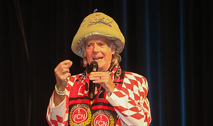 Ganz eindeutig ist Klaus Karl-Kraus Fan des 1. FC N&uuml;rnberg. Trotzdem fiebert er auch mit der SpVgg Greuther F&uuml;rth mit.