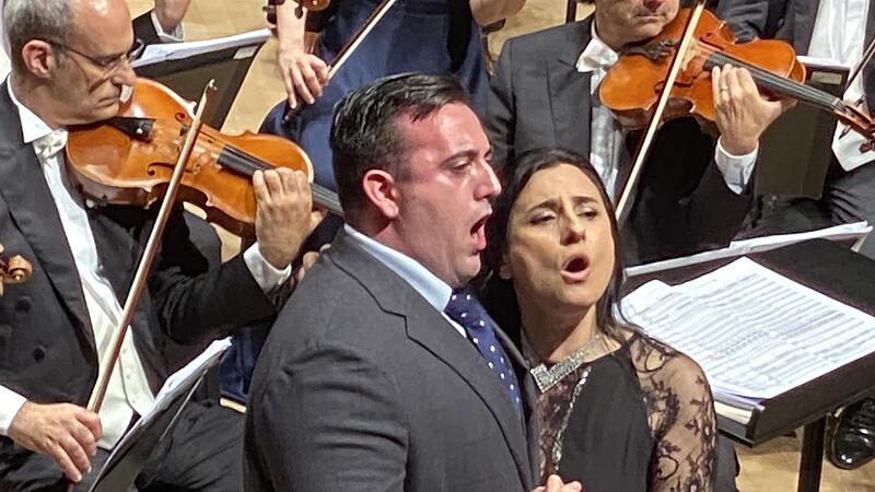 Carmela Remigio und Freddie di Tommaso beim Eröffnungskonzert des Kissinger Sommers 2023 im Max-Littmann-Saal. Carmela Remigio und Freddie di Tommaso beim Eröffnungskonzert des Kissinger Sommers 2023 im Max-Littmann-Saal.