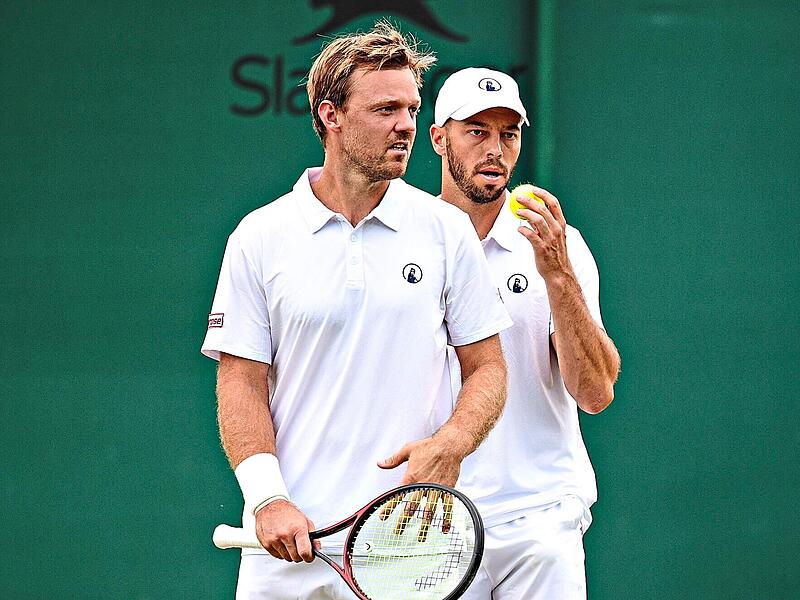 Stehen in Wimbledon im Achtelfinale: Kevin Krawietz (vorne) und Tim P&uuml;tz. J&uuml;rgen Hasenkopf