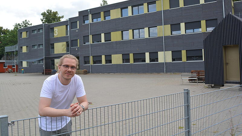 Tobias Vosswinkel hat sich f&uuml;r den zweiten Bildungsweg entschieden und sein Abitur mit Top-Noten am Bamberger Abendgymnasium nachgeholt.
