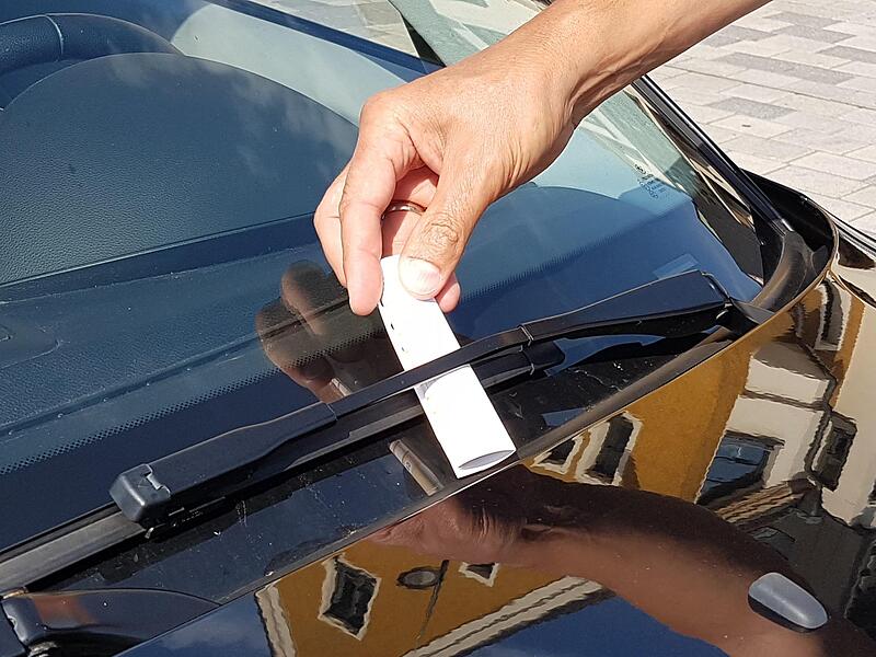 Zunächst soll es Hinweiszettel geben, dann echte Strafzettel.