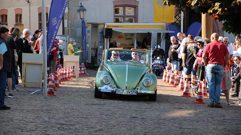 Start der Bocksbeutelrallye 2023 in HammelburgStart der Bocksbeutelrallye 2023 in Hammelburg