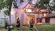 Mehr als 170 Retter waren in Pinzberg im Einsatz, darunter auch von den umliegenden Feuerwehren.
