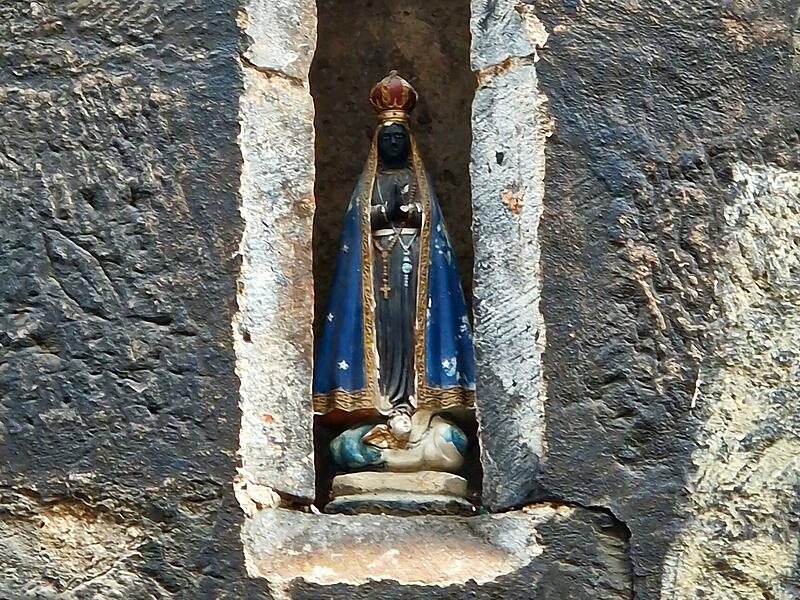 Laura QuizLaura Quiz