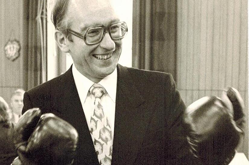 Der Forchheimer Landrat Otto Ammon hatte sich mit seinem politischen Gewicht bei der Kreisreform 1972 durchgesetzt. Das Foto entstand an seinem 50. Geburtstag 1977.Forchheim & Fränkische Schweiz Der Forchheimer Landrat Otto Ammon hatte sich mit seinem politischen Gewicht bei der Kreisreform 1972 durchgesetzt. Das Foto entstand an seinem 50. Geburtstag 1977.Forchheim & Fränkische Schweiz