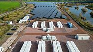 Solar-Batteriespeicher-Hybridkraftwerk