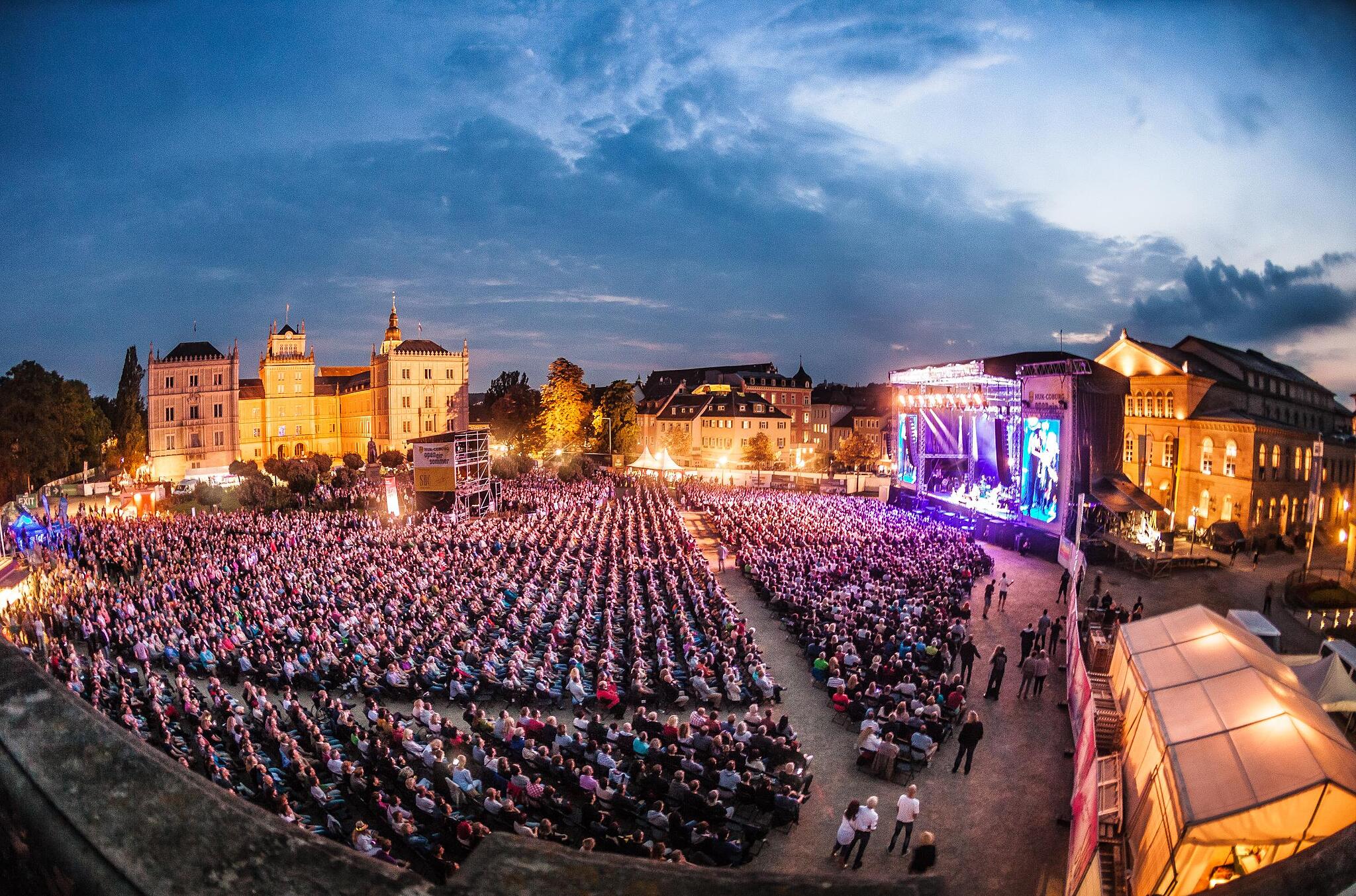 Open-Air auf dem Schlossplatz: Antworten auf die wichtigsten Fragen