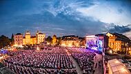 Open Airs auf dem Schlossplatz in Coburg sind immer ein besonderes Ereignis. Open Airs auf dem Schlossplatz in Coburg sind immer ein besonderes Ereignis.