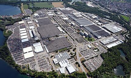 Luftbild Lkw Werk W&ouml;rth Daimler Truck