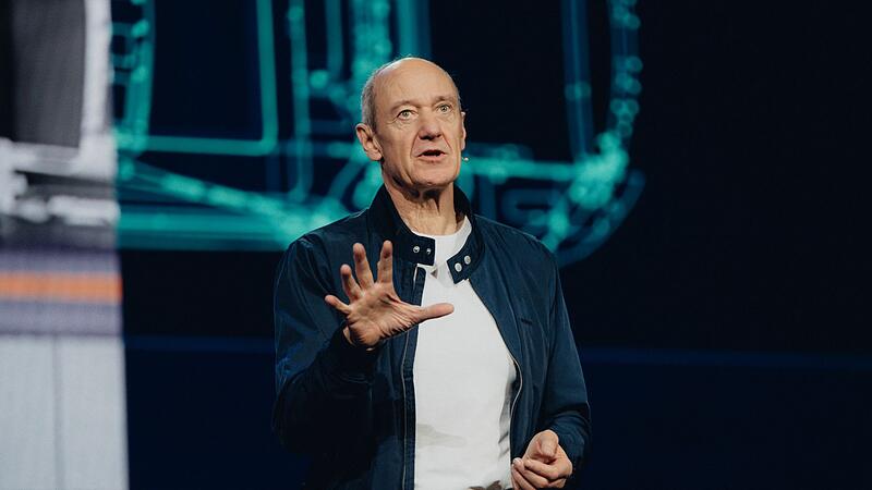 Siemens-CEO Roland Busch  auf der Technikmesse CES