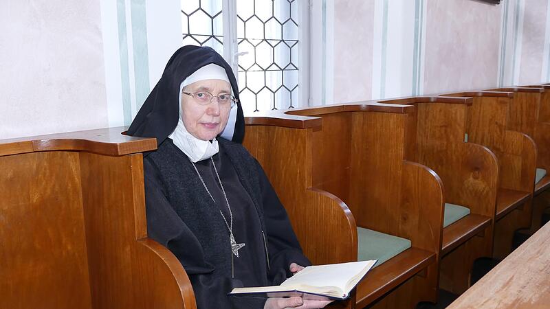 Äbtissin Mechthild Thürmer hofft und betet darum, dass es im Prozess gegen sie zu einem Freispruch kommt. Äbtissin Mechthild Thürmer hofft und betet darum, dass es im Prozess gegen sie zu einem Freispruch kommt.