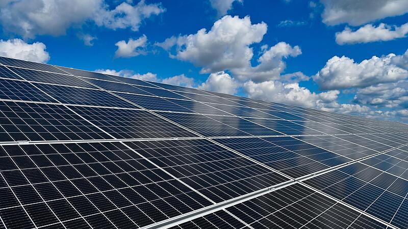 Die B&uuml;rger w&uuml;rden gerne mehr Geldidirekt f&uuml;r Solaranlagen ausgeben, doch man wird ausgebremst, zeigt das Beispiel der NEO.