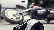 Nürnberg: Motorradfahrer kollidiert mit Bus - Straße aktuell gesperrt Unfall Motorrad