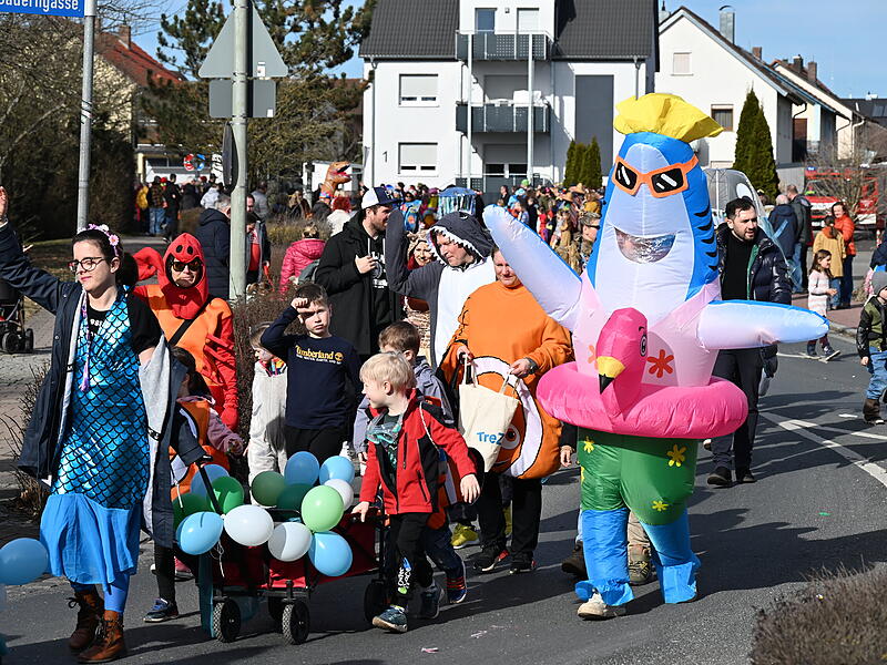 Gaudiwurm H&ouml;chstadt 2025: Nochmal 15 beste Bilder