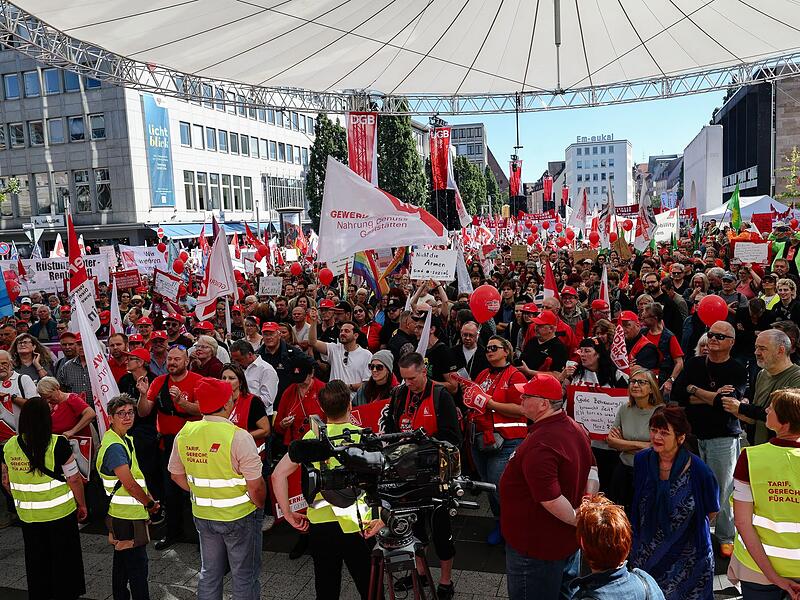 DGB-Aktionstag für den Sozialstaat - Nürnberg DGB-Aktionstag für den Sozialstaat - Nürnberg