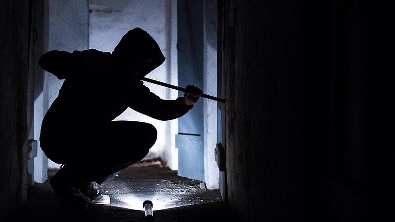Einbruch in Forchheimer Bildungszentrum: Tresor entwendetForchheim & Fränkische Schweiz