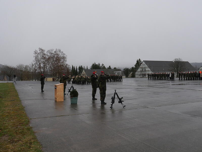 Übergabe Bereich Truppenübungsplatzkommandantur Süd von Oberstleutnant Rainer Hoch an Oberstleutnant Torsten Reinhardt.Kommandoübergabe Wildflecken von Oberstleutnant Rainer Hoch an Oberstleutnant Torsten Reinhardt Übergabe Bereich Truppenübungsplatzkommandantur Süd von Oberstleutnant Rainer Hoch an Oberstleutnant Torsten Reinhardt.