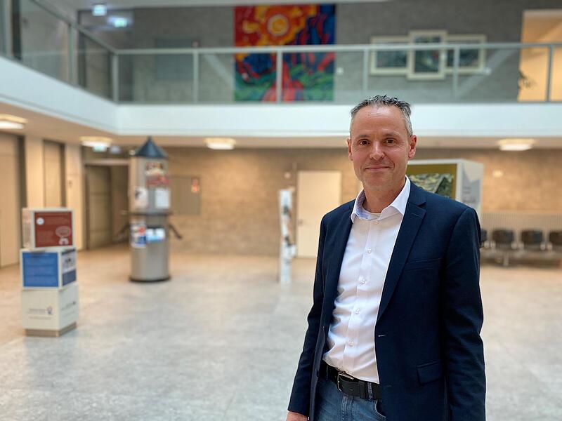 Thomas Schoenwald, Abteilungsleiter Baurecht und Umwelt am Landratsamt Bad Kissingen. Thomas Schoenwald, Abteilungsleiter Baurecht und Umwelt am Landratsamt Bad Kissingen.