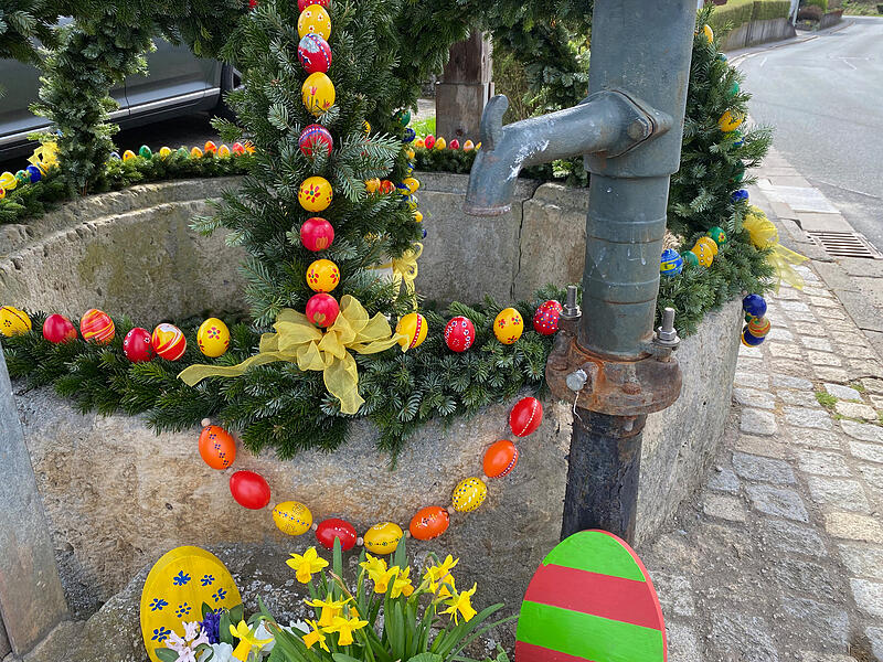 Osterbrunnen B&auml;rnfelsOsterbrunnen Fr&auml;nkische Schweiz 2025 Teil 2