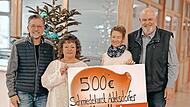 Bei der Spenden&uuml;bergabe (v.&nbsp;l.): Karsten Fischkal, Sigrid P&ouml;rner, Marion Dorsch und Georg Dorsch.