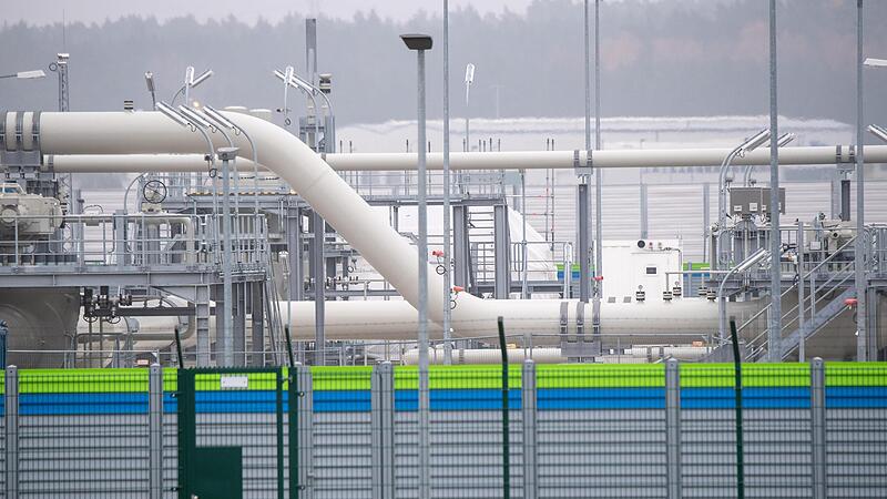Rohrsysteme und Absperrvorrichtungen in der Gasempfangsstation der Ostseepipeline Nord Stream 2 in Lubmin in Mecklenburg-Vorpommern. Die Pipeline ist ein gravierender Streitpunkt zwischen den USA und Deutschland.