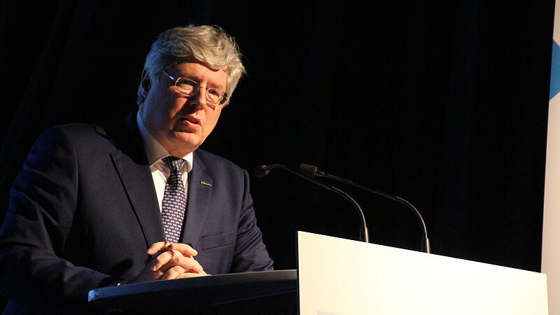 Georg Schaeffler schilderte in Höchstadt die Situation seiner Firmengruppe und warf einen kritischen Blick auf Deutschland und die Welt.