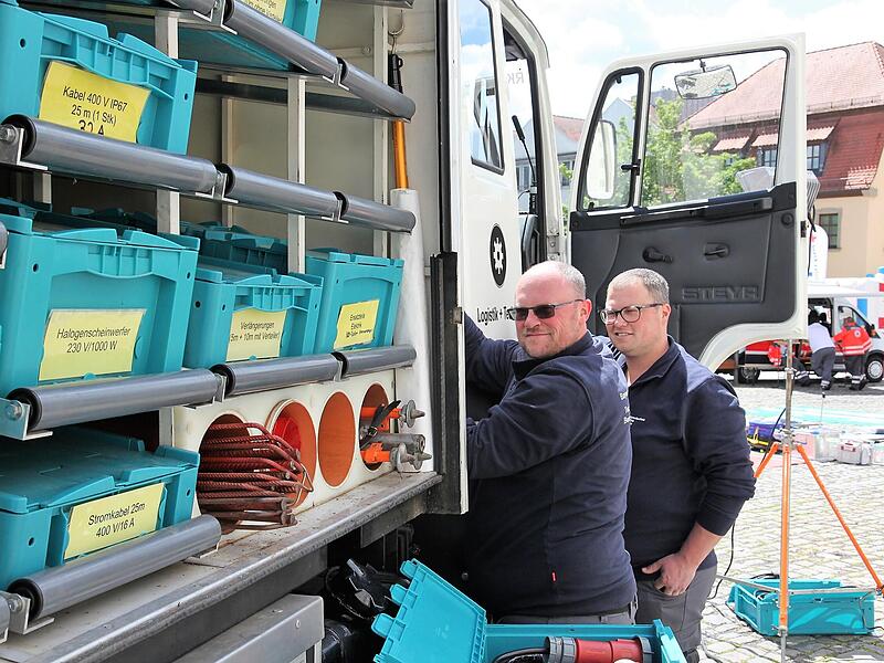 Die Bereitschaft Memmelsdorf, die die SEG Technik und Sicherheit stellt, hatte ihren großen Lkw mit allerhand technischer Ausrüstung dabei.