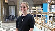 Anna Maria Boll präsentiert jetzt in mehreren Videos als Moderatorin die Historie verschiedener Welterbe-Örtlichkeiten in Bad Kissingen.