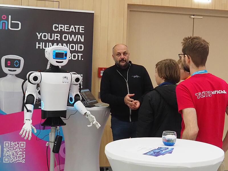 Einweihung Mint-Zentrum Hirschaid