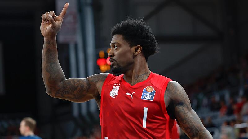 Brose-Leitwolf Patrick Miller  will das Bamberger Team in die Play-offs der Bundesliga und zum Gewinn des Fiba-Europe-Cups führen.